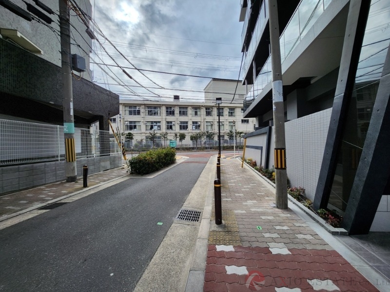 その他　周辺（その他）まで10m