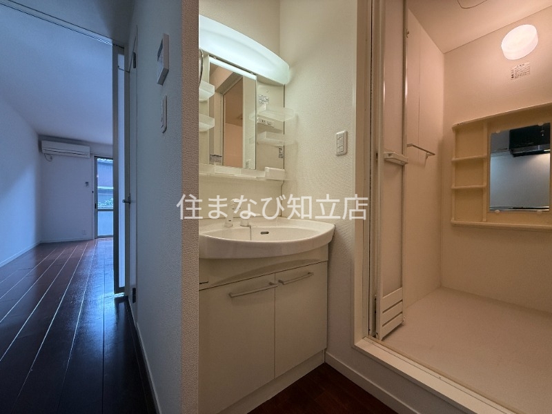 洗面設備　同型別部屋写真
