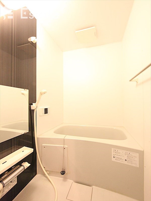 バス・シャワールーム　バスルーム