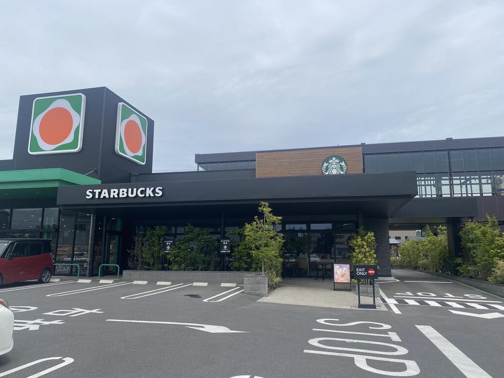 飲食店　スターバックスコーヒー鹿児島谷山駅前店（飲食店）まで116m