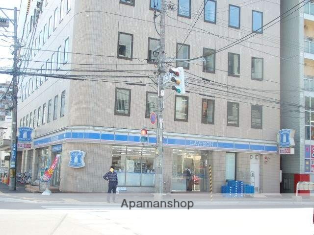 コンビニ　ローソン（コンビニ）まで143m