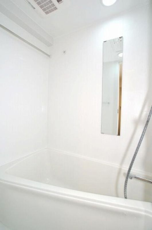 バス・シャワールーム　★便利な浴室乾燥機付きバスルーム★