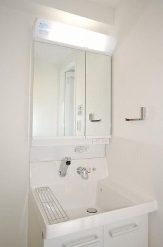 洗面設備　★鏡付き独立洗面台★