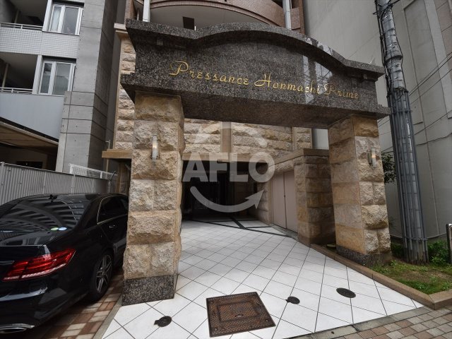 エントランス　プレサンス本町プライム　エントランス