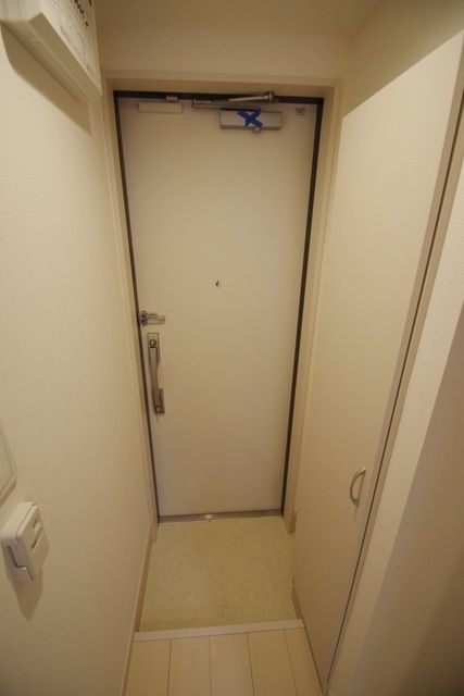 玄関　★ダブルロックのしっかりとした玄関ドア★