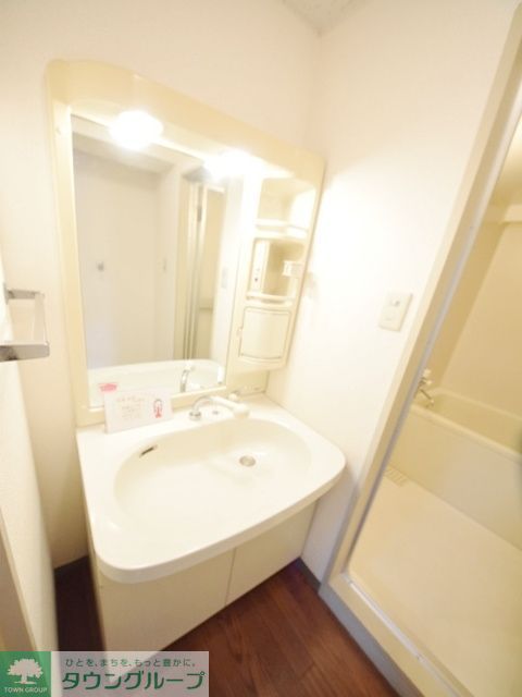 洗面設備　お問合せはタウンハウジングまで！※現地待合わせ相談可能