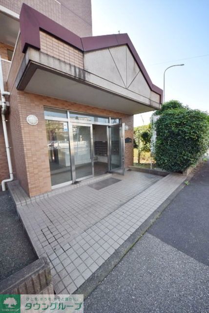 エントランス　お問合せはタウンハウジングまで！※現地待合わせ相談可能