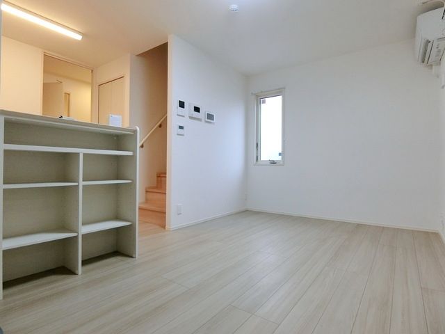 居室・リビング　☆ＬＤＫ14.2帖☆