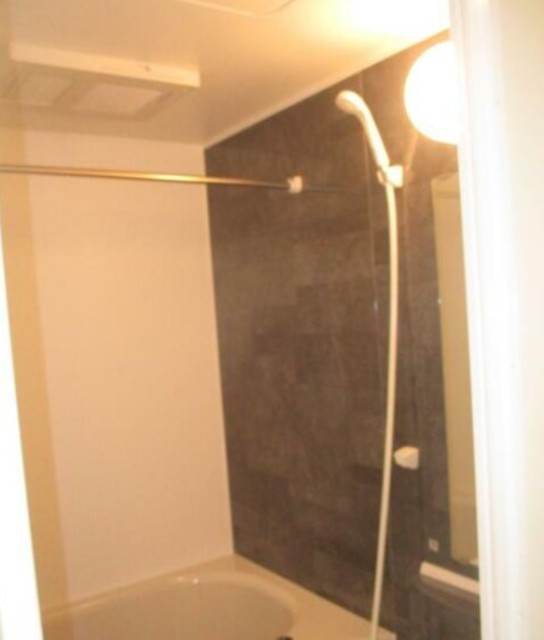 バス・シャワールーム　別部屋同仕様タイプ