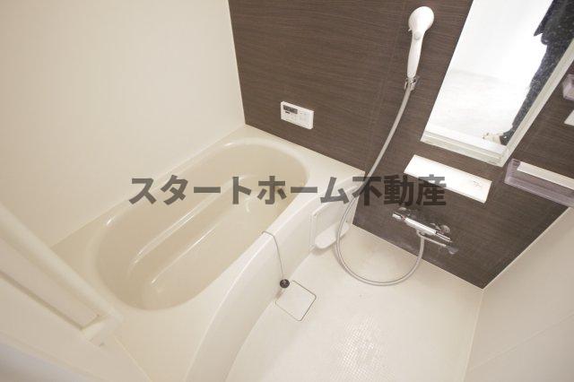 バス・シャワールーム　お風呂です