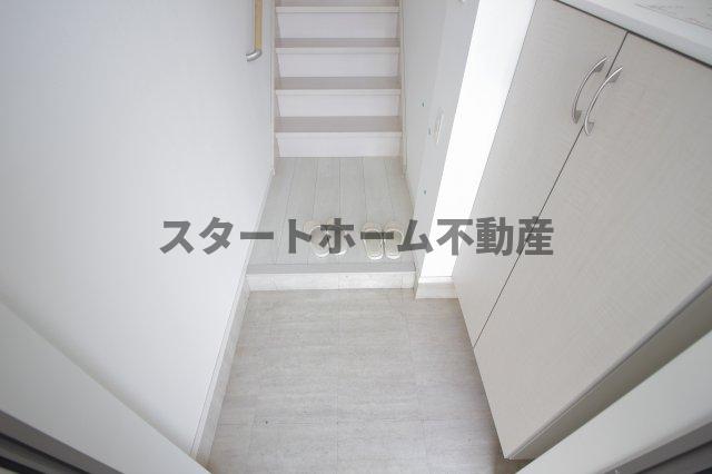 玄関　落ち着いた玄関です