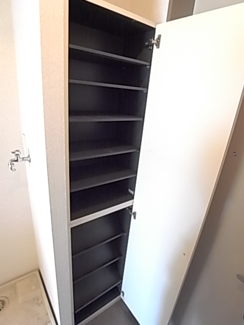 玄関　シューズボックス