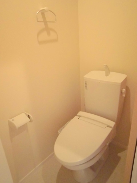 トイレ　★温水洗浄便座★