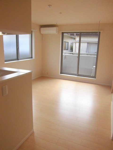 居室・リビング　★日当たりの良いリビング★