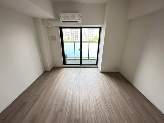 居室・リビング　※別部屋の写真です