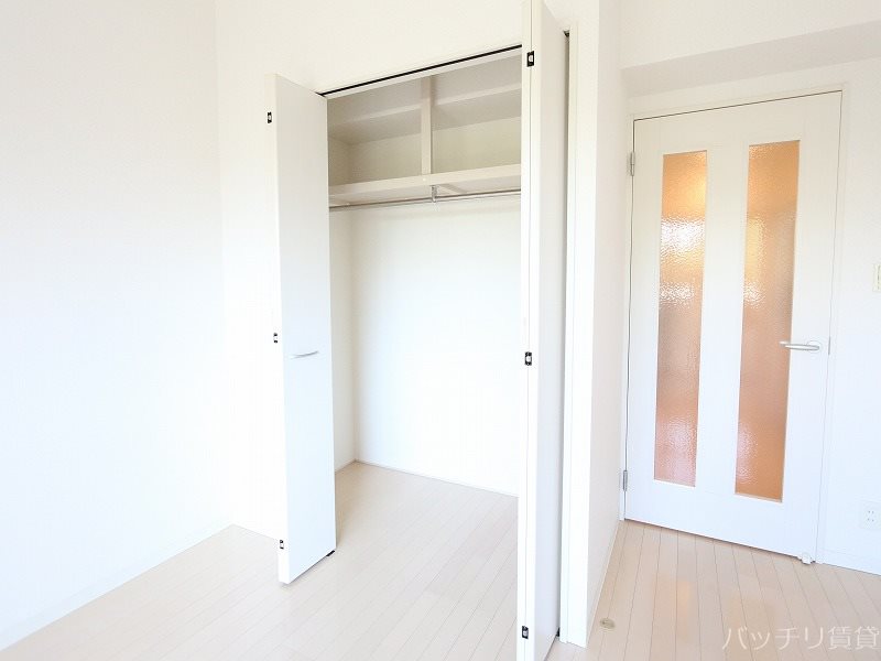 収納　同型タイプの為現状優先