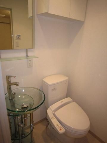 洗面設備　☆温水洗浄便座付きトイレ＆独立洗面台★