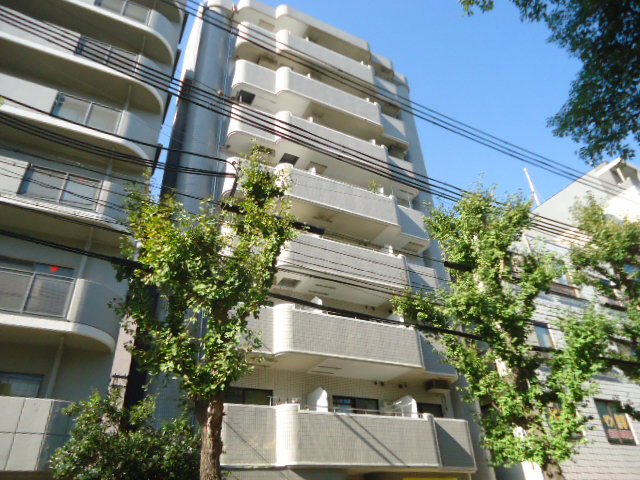 建物外観　ラプリュムSANKO