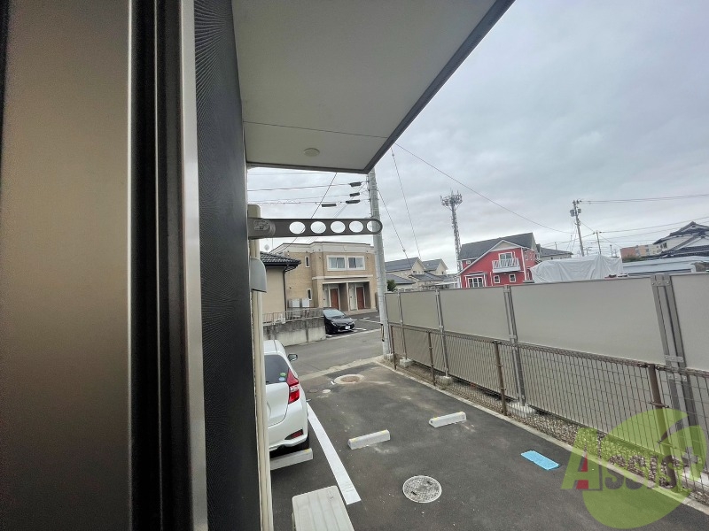 バルコニー　お部屋からの眺めはこんな感じになってます。