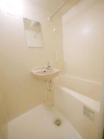 洗面設備　★バスルーム（浴室乾燥機付き）★