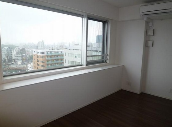 居室・リビング　同タイプのお写真です