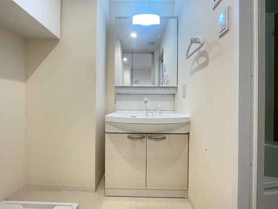 洗面設備　※別部屋の写真です