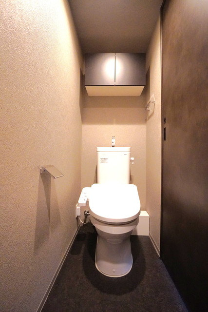 トイレ　※写真は同タイプ住戸です。