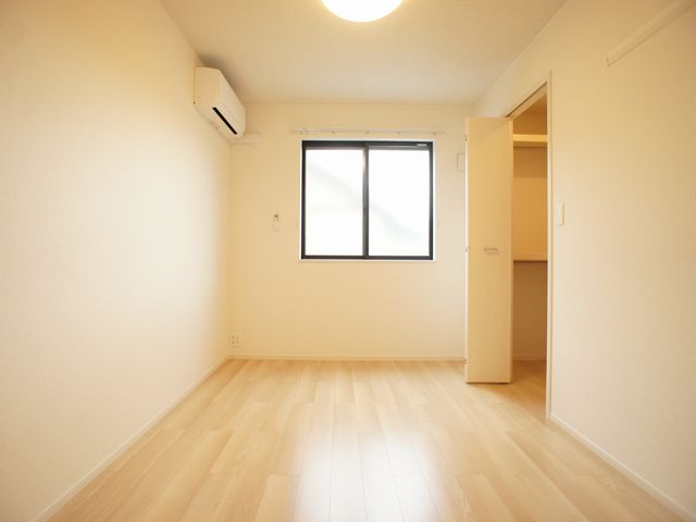 その他部屋・スペース　清潔感のあるきれいな洋間です♪