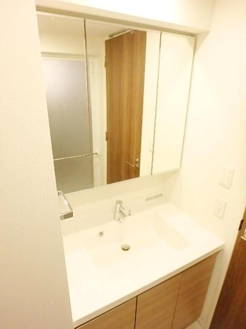 洗面設備　独立洗面台