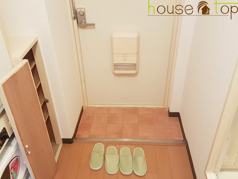 玄関　シューズボックスもあるので靴をたくさん収納出来ますよ♪