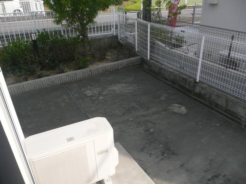 バルコニー　庭