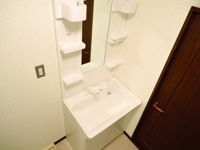 洗面設備　同マンション別部屋