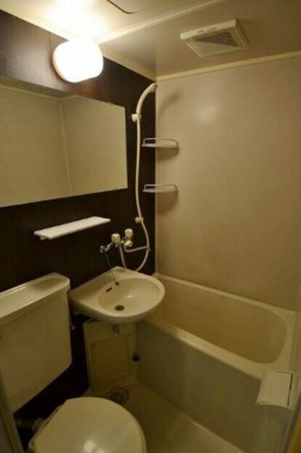 バス・シャワールーム　※別部屋同仕様