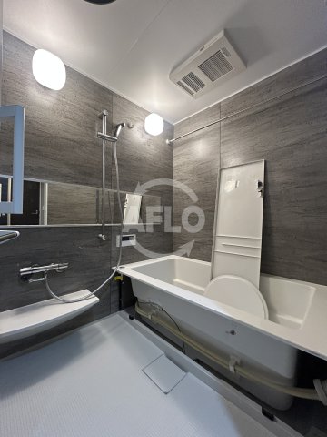 バス・シャワールーム　リビエナ　グラン　新梅田　風呂