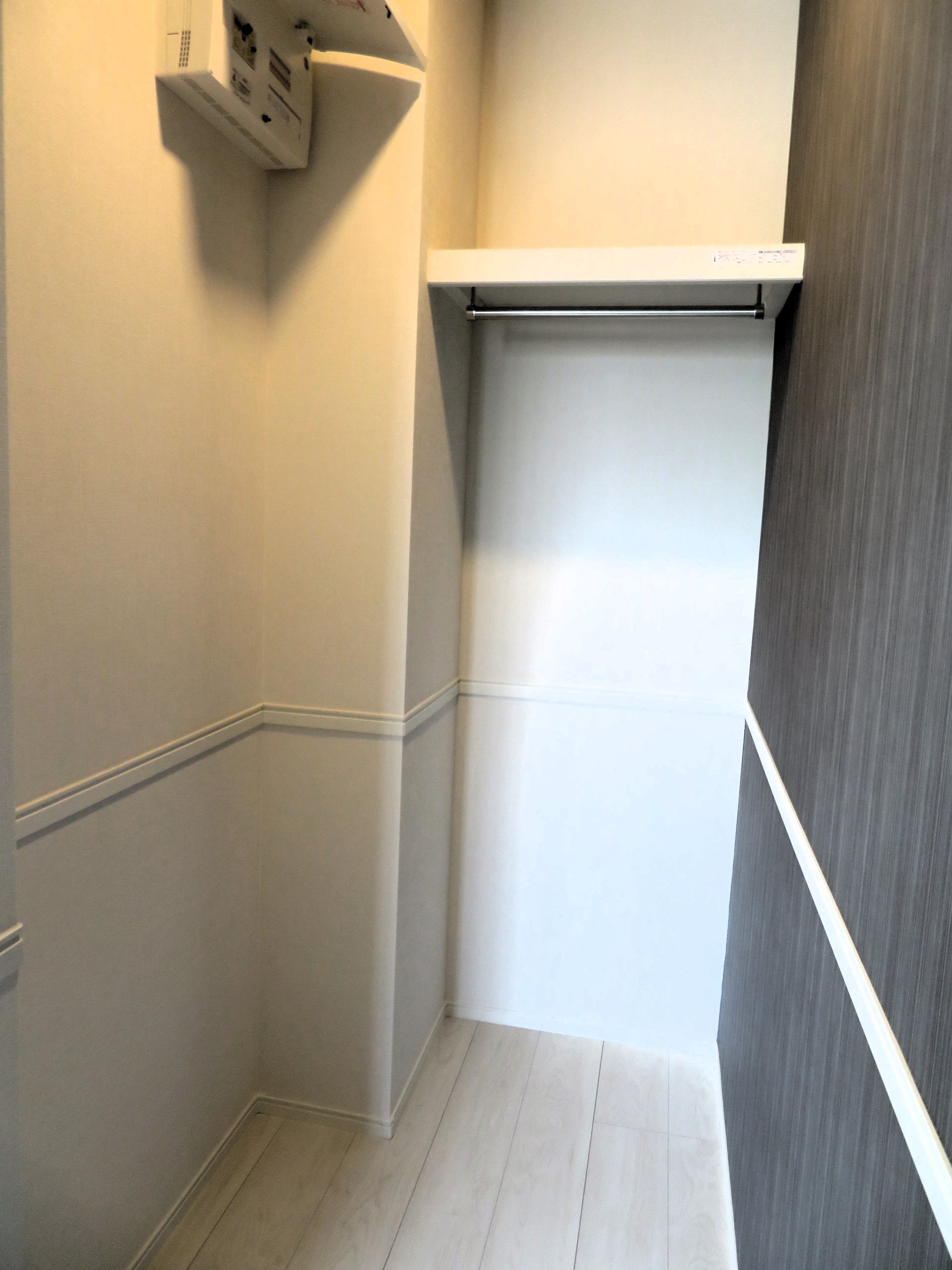 収納　広々ウォークインクローゼット搭載。