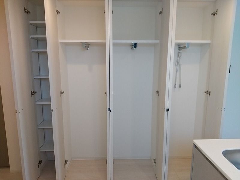 収納　※同仕様写真含む