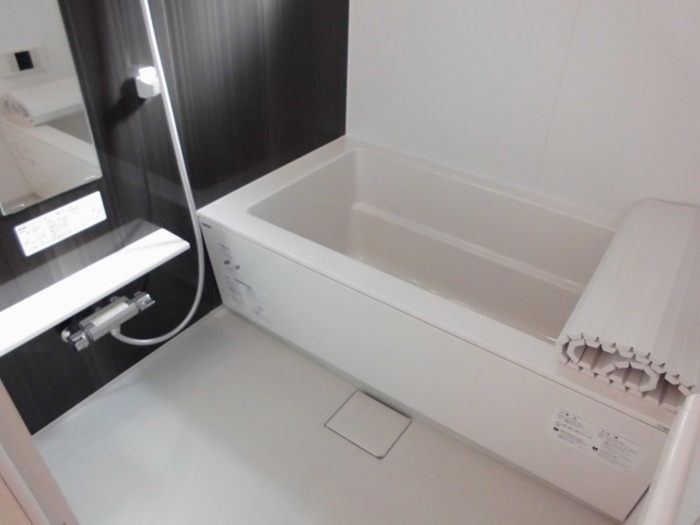 バス・シャワールーム　追い焚き給湯式浴室 浴室乾燥機付