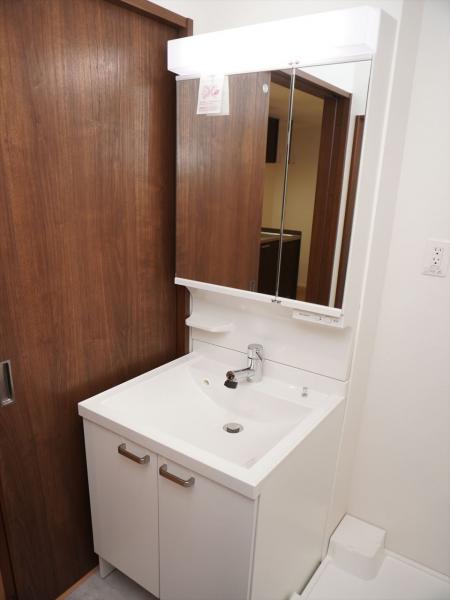 洗面設備　洗面所