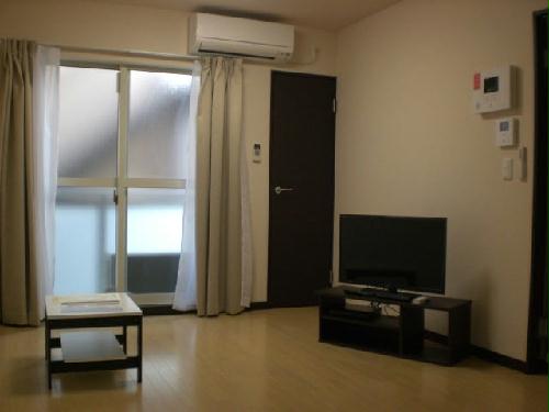 居室・リビング　※反転タイプ有り（104号室はメゾネット）