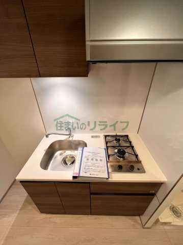 キッチン　※参考写真です。似た間取りの別部屋になります。