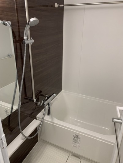 バス・シャワールーム　バス
