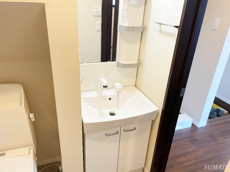 洗面設備　独立洗面台です☆
