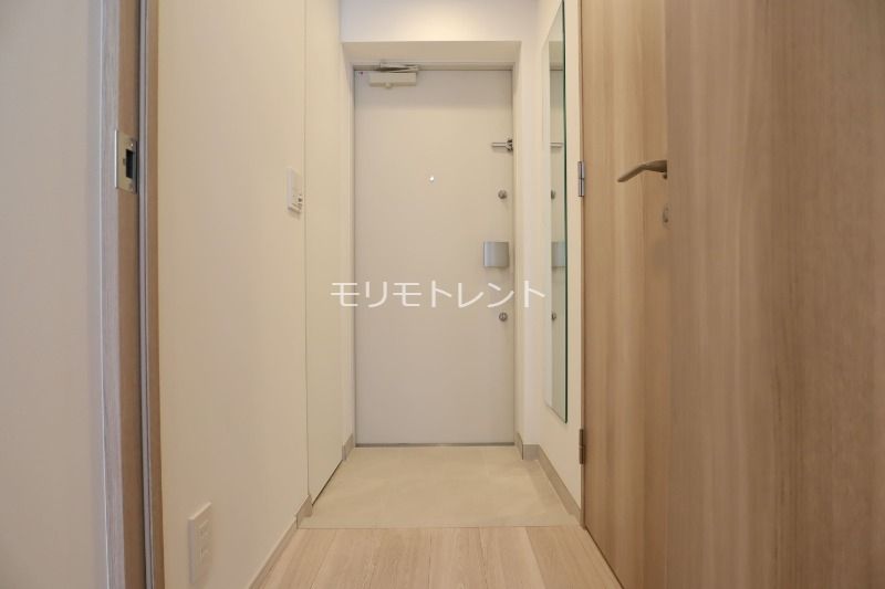 玄関　※別部屋参考写真