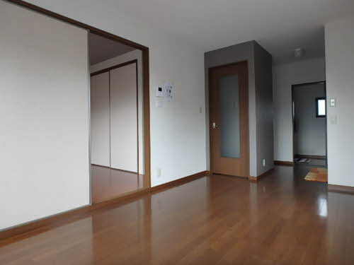 セキュリティ　来訪者を確認できる安心のモニター付きインターホン♪