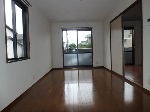 居室・リビング　10帖のLDKです♪