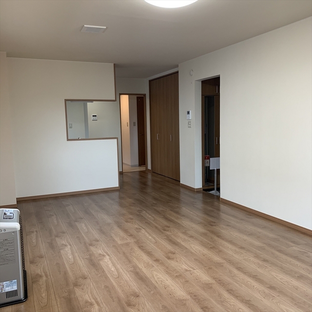 居室・リビング　LDK（17.58帖）の様子