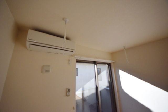 その他部屋・スペース　エアコンつき・室内干し出来ます♪