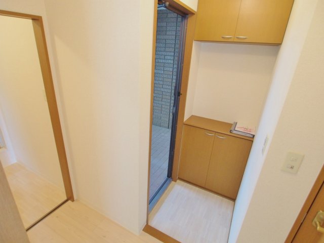 玄関　※同じ間取りの別部屋のお写真です※