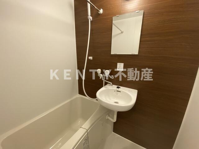 バス・シャワールーム　お風呂で日々の疲れを落としましょう