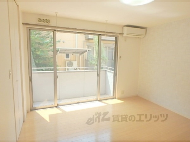 居室・リビング　洋室